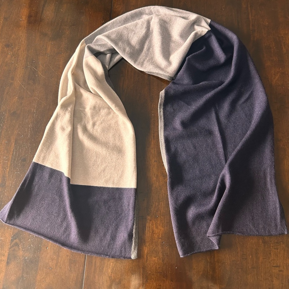 Eileen Fisher Gray, Navy, and White Scarf